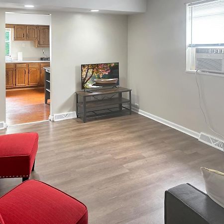 Ideal 2Br 1Ba Apartment Near Iup & More! 印地安那 外观 照片